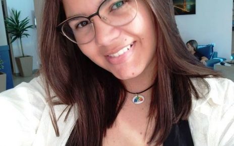 Ramona Bergamini Toledo, de 19 anos, morta em acidente em Vila Velha-ES - Foto Reprodução