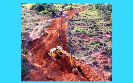 Interligação de nova rede adutora água tratada - Foto: Sanear/Divulgação