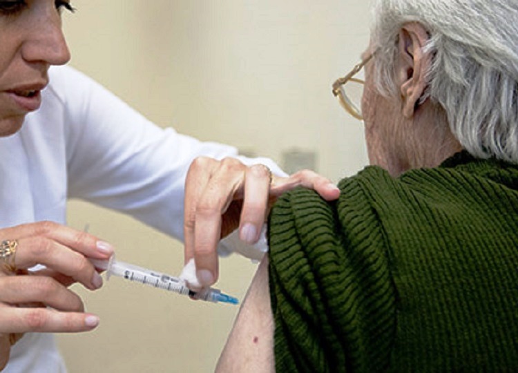 Colatina começa vacinação de idosos acamados com 85 anos ou mais nesta quarta(24) - Foto Reprodução