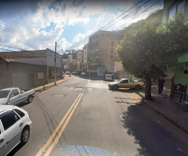 Homem armado assalta casal em avenida de Colatina - Foto: Reprodução