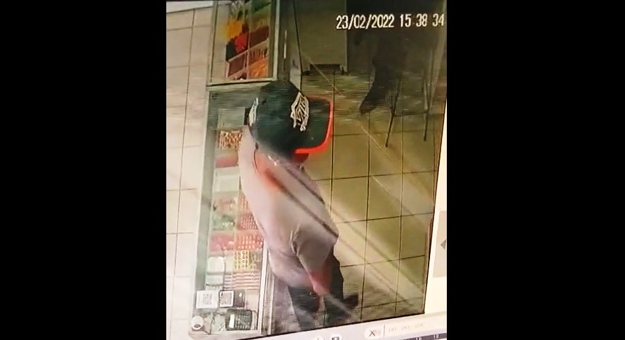 Homem assalta caixa bancário em farmácia de Colatina - Foto: Reprodução