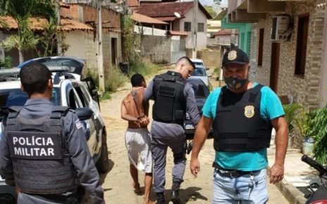 Polícia prende homem que participou de chacina em Vila Valério - Foto: PCES/Divulgação