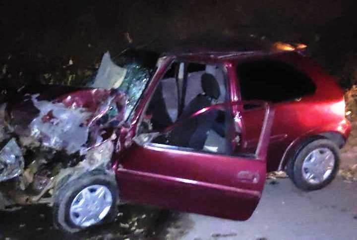 Colisão entre dois carros deixa três pessoas feridas na BR-259 em Baixo Guandu - Foto: Guandu Online