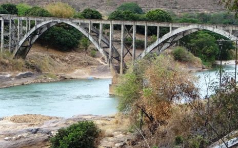 Ponte inacabada de Itapina - Foto: Reprodução