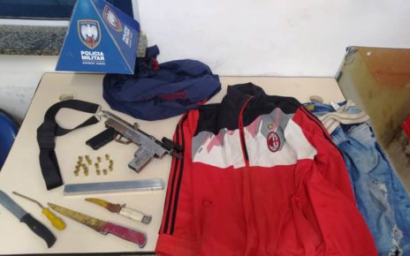 Operação policial prende suspeito de roubos e apreende submetralhadora - Foto: PCES/Divulgação