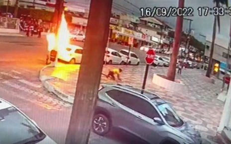 Botija de gás de carrinho de pipoca explode e vendedor fica ferido no norte do ES - Foto: Reprodução