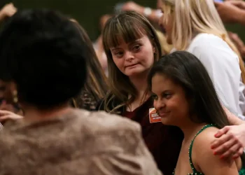 Cresce na sociedade o acolhimento de pessoas com síndrome de dow Foto: Marcelo Camargo/Agência Brasil