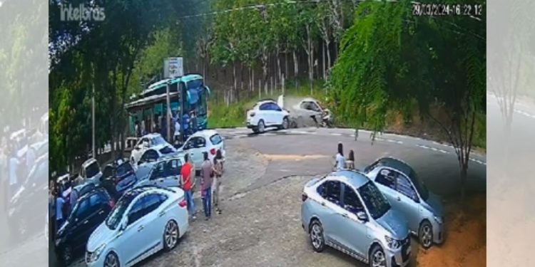 Acidente na ES-080 em Águia Branca deixa 3 pessoas feridas -Foto: Reprodução