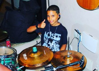 Wenderson Miguel dos Santos Araújo: O Talento Prodigioso da Bateria que Encanta Colatina - Foto: Reprodução