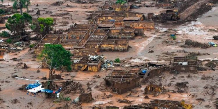 E-mail indica que Samarco conhecia risco de colapso em Mariana - Foto: Agência Brasil