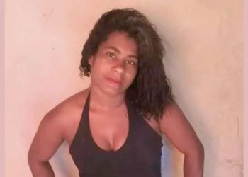 Mulher é morta a tiros por vizinho após discussão por som alto em Colatina - Foto: Rede Social
