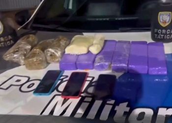 Vídeo | Polícia Militar apreende drogas em bairro de Colatina - Foto: PCES/Divulgação