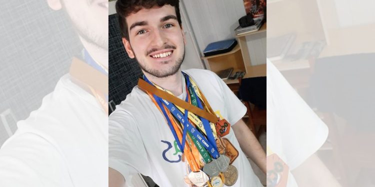 De Marilândia a graduando na FGV no Rio de Janeiro - Foto: Reprodução