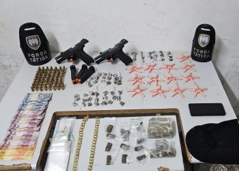 Três suspeitos são detidos em motel por tráfico de drogas em Colatina - Foto: PMES/Divulgação