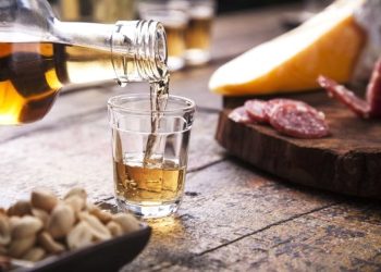 São Roque do Canaã: capital da cachaça artesanal espera por você! - Foto: Reprodução