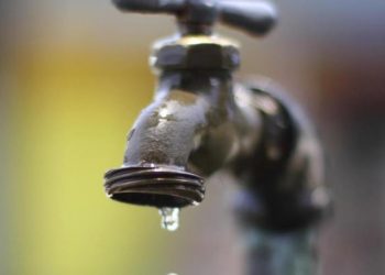 Rompimento na rede adutora afeta 16 bairros de Colatina - Foto: Reprodução