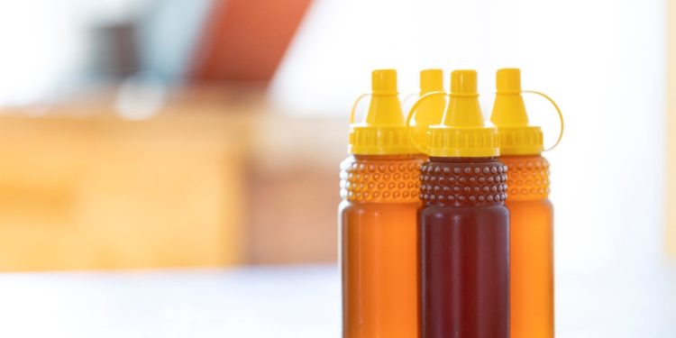 Mel comercializado pelo projeto da APIRDOCE - Imagem NITRO Historias Visuais_