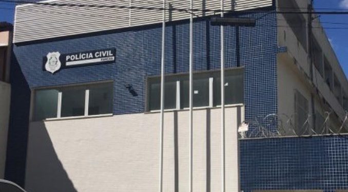 Mulher é encontrada morta a tiros em córrego de Pancas - Foto: PCES