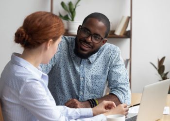 Seja um líder que sabe escutar - Foto: Reprodução