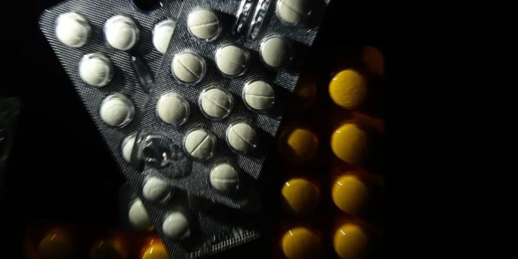 Veja como fica lista de medicamentos ofertados pelo Farmácia Popular - Foto: Marcello Casal Jr. - Agência Brasil