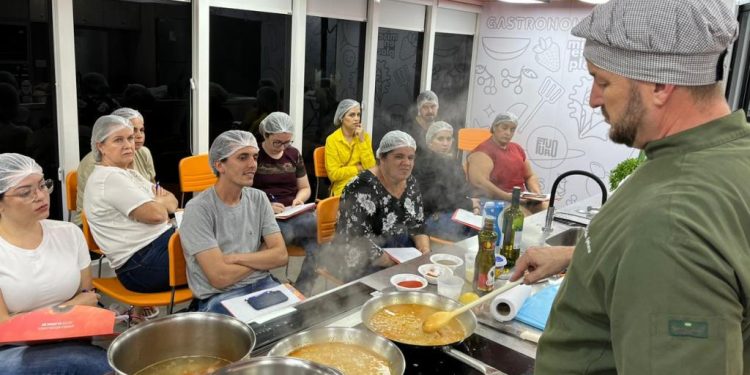 Senac-ES qualifica 178 pessoas com cursos de gastronomia em Pancas - Foto: Hemilly Grippa (Senac: Divulgação)