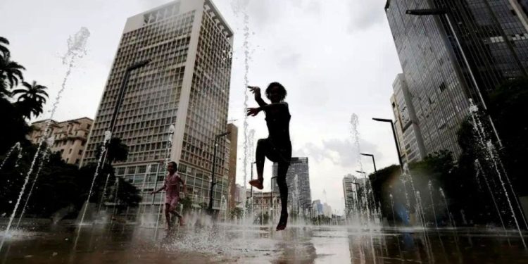 Entenda estudo da Nasa sobre 'Brasil inabitável' em 50 anos - Foto: Paulo Pinto - Agência Brasil