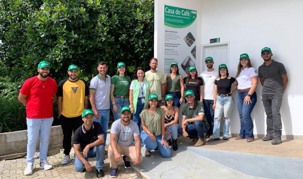 Ifes Itapina compartilha técnicas que aumentam colheita e garantem qualidade do café a produtores de Colatina - Foto: Ifes Campus Itapina