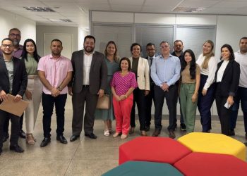 Diretora da ABA, Érica Neves, em visita a advocacia de Baixo Guandu - Foto: Reprodução