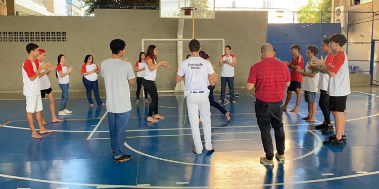 Escola de Colatina oferta aulas de capoeira aos estudantes - Foto: Sedu