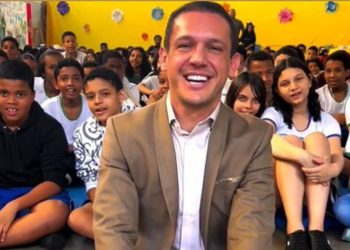 Da escola Cleres Martins à Harvard: Rony Jabour retorna e motiva alunos - Foto: Reprodução