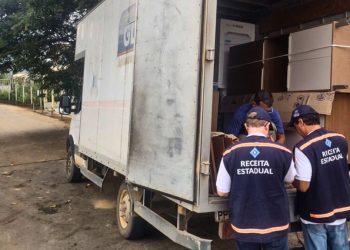 Blitz fiscal em Colatina flagra transporte irregular de mercadorias - Foto: Sefaz