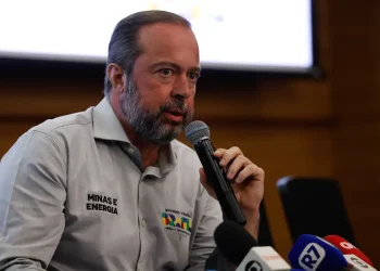 Horário de verão: decisão será na terça-feira (15), diz ministro - Foto: Agência Brasil