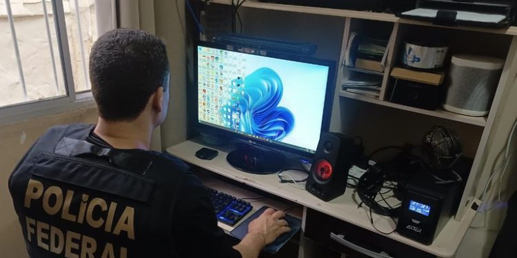 PF prende funcionário público de Nova Venécia por armazenar pornografia infantil - Foto: PF