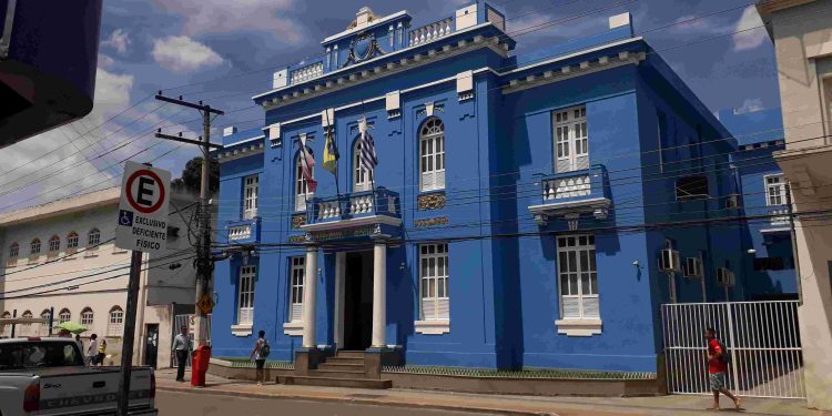 Colatina: Vereadores e servidores ganham Auxílio Alimentação Extraordinário e Abono Prêmio - Foto: Augusto Zulske