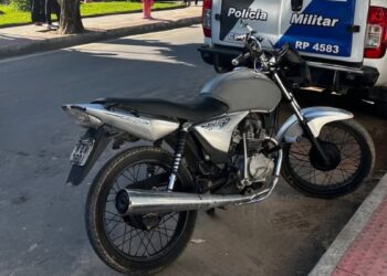 Polícia Militar recupera motocicleta furtada em Pancas - Foto: PMES