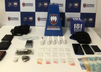 Veículo com drogas é interceptado na ES-080, a caminho de São Roque do Canaã - Foto: PMES