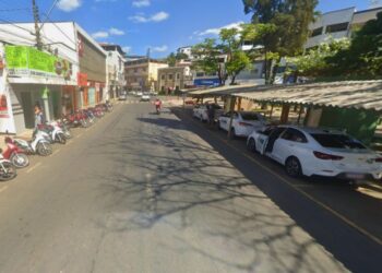 Ponto de taxi em Nova Venécia - Foto: Google Meps