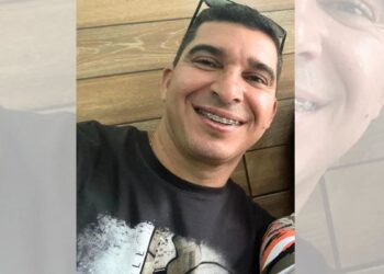 Homem é morto a tiros em frente de casa em Colatina - Foto: Reprodução