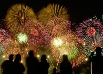 Queima de fogos e shows: Veja onde curtir o Réveillon no litoral capixaba - Foto: Reprodução