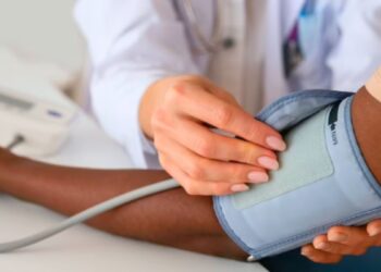 Como cuidar da pressão arterial no calor? - Foto: Internet