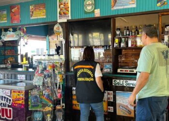 Operação Verão: Procon-ES fiscaliza bares, quiosques e restaurantes no interior do Estado - Foto: Procon.ES