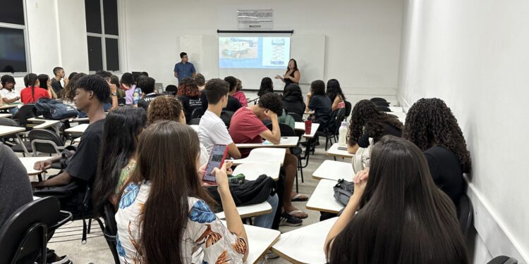 Garante sua vaga na faculdade! Nossa Bolsa 2025 com inscrições abertas - Foto: Divulgação
