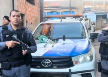 PM prende suspeitos e apreende arma e drogas em Colatina - Foto: PMES