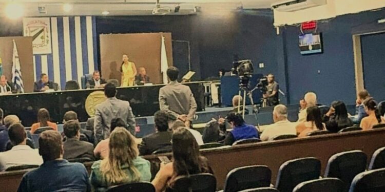 Câmara de Colatina: novos cargos comissionados e reajuste salarial aprovados - Foto; Reprodução