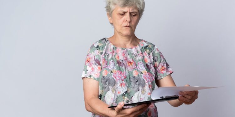 Mulheres têm maiores chances de ter Alzheimer, aponta estudo - Foto: Freepik