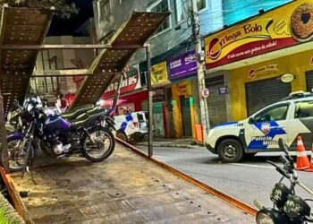 Operação de trânsito em Colatina: 55 infrações e motos removidas - Foto: PMES