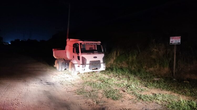 PC prende suspeito de furto de caminhão da Prefeitura de João Neiva - Foto: PMES