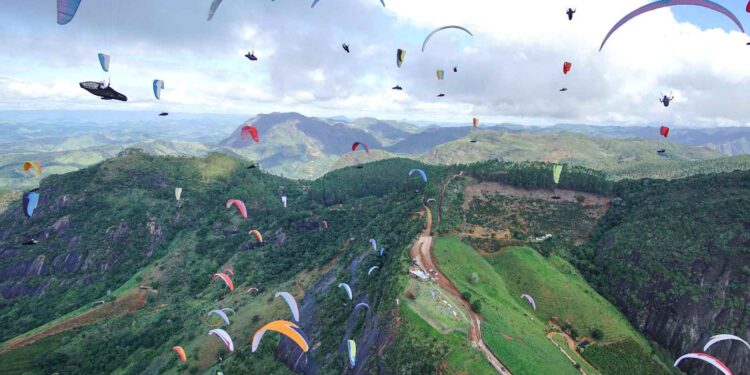 Baixo Guandu recebe o Campeonato Brasileiro de Parapente 2025 - Foto: Divulgação
