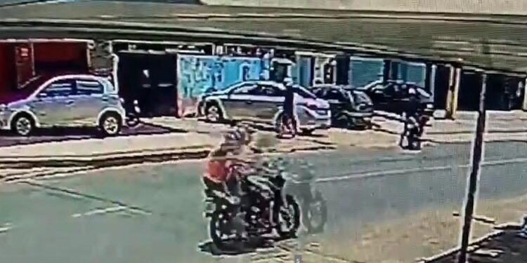 Adolescente de 15 anos é baleado em Colatina após perseguição por motociclistas - Foto: Reprodução