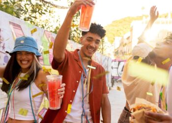 Carnaval: como curar a ressaca pós blocos e se manter com energia - Foto: Reprodução